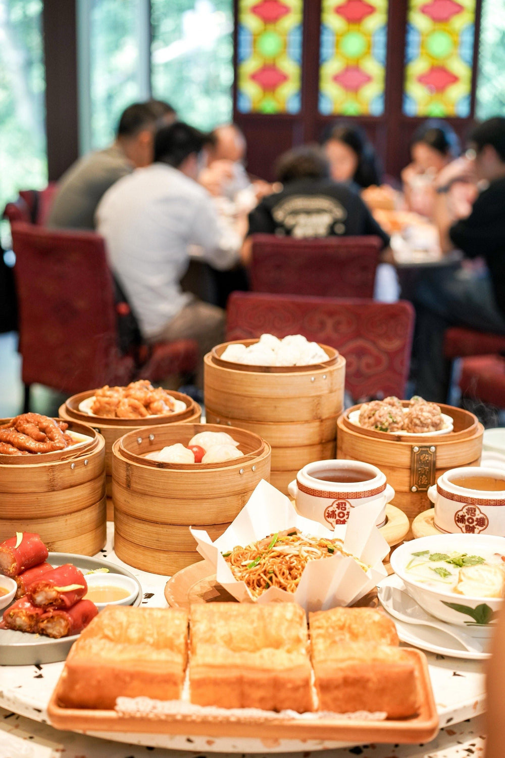 Authentic Guangzhou dim sum walking tour with local morning yum cha experience