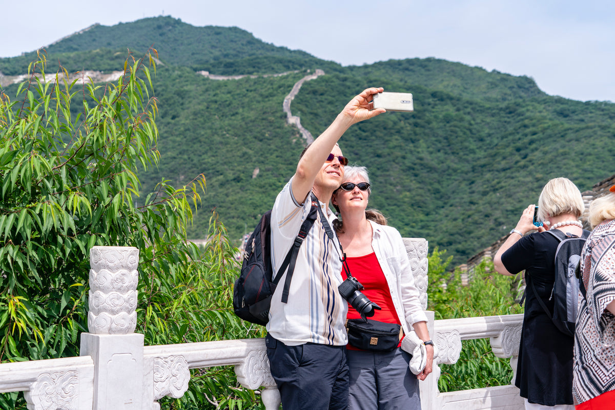 Couples travel in China