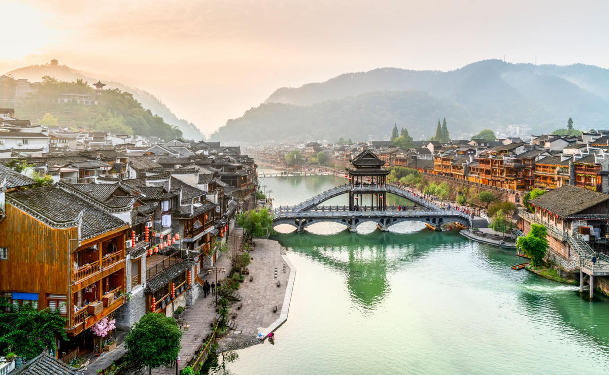 Fenghuang Ancient Town — Cultural Exploration & Departure — Fenghuang