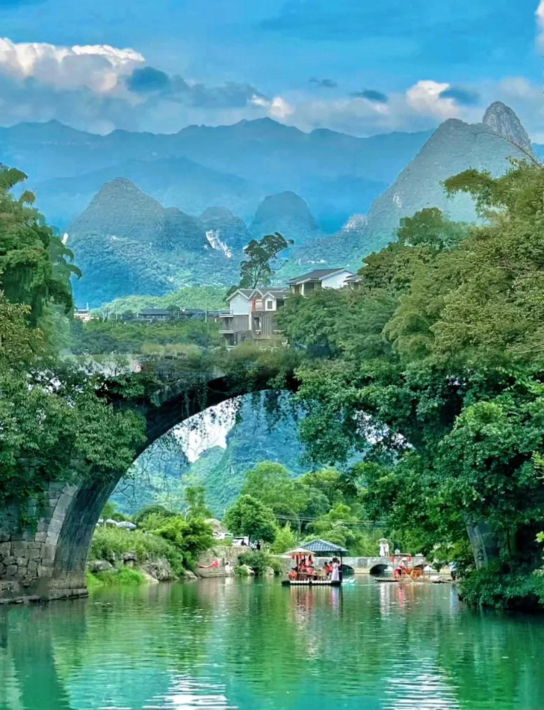 Guilin Highlights & Daxu Ancient Town — Guilin