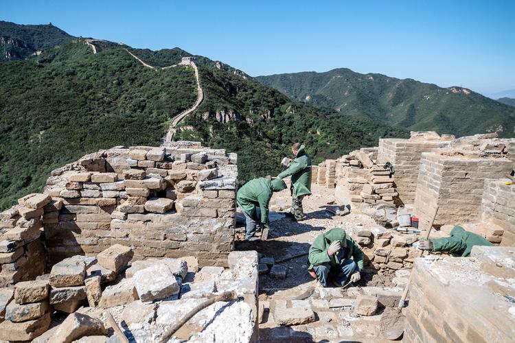 3 Days In-depth Beijing Great Wall Hiking Tour: Jiankou to Mutianyu & Gubeikou-Jianshanling-Simatai